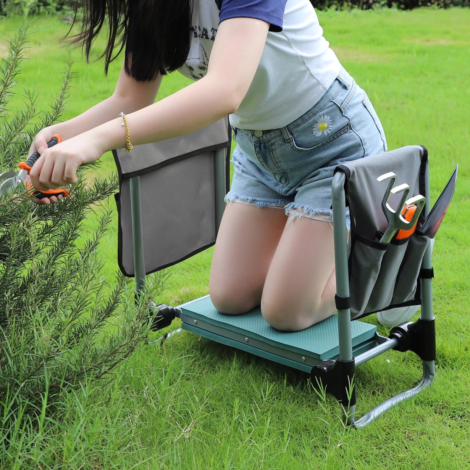 Ergonomic Garden Kneeler and Seat, Foldable Gardening Stool with 2 Tool Pouches and Kneeling Pad